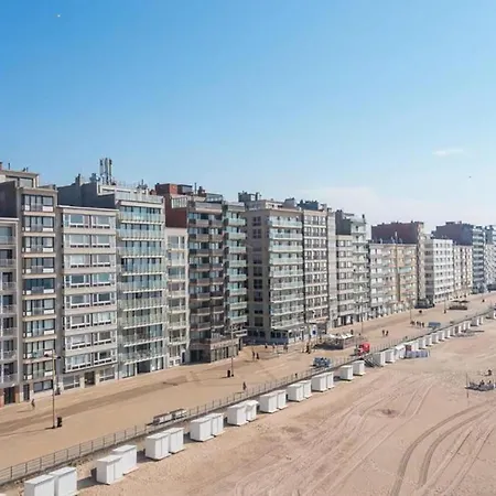 Fraval - Beachfront With Sea Views In Middelkerke